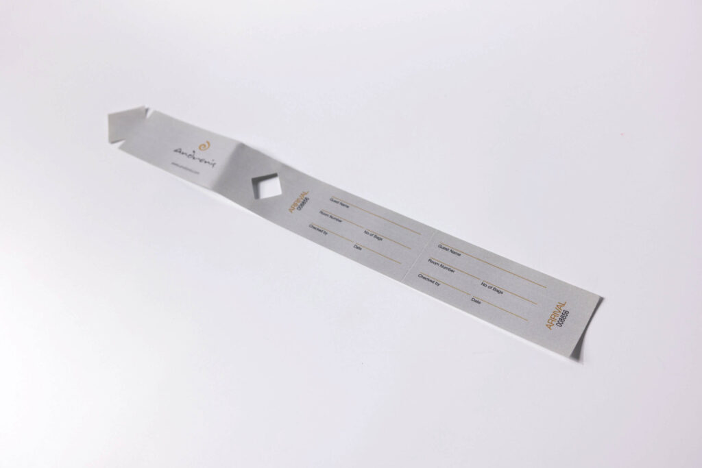 luggage tag paper