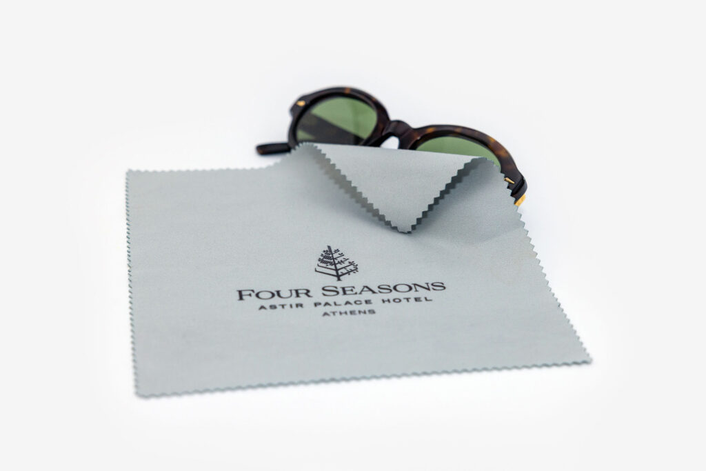 cleaning lens cloth four seasons