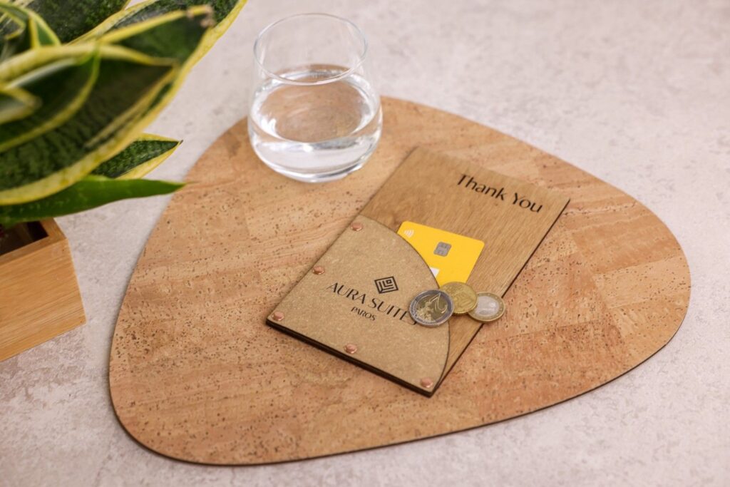 board bill folder aura suites