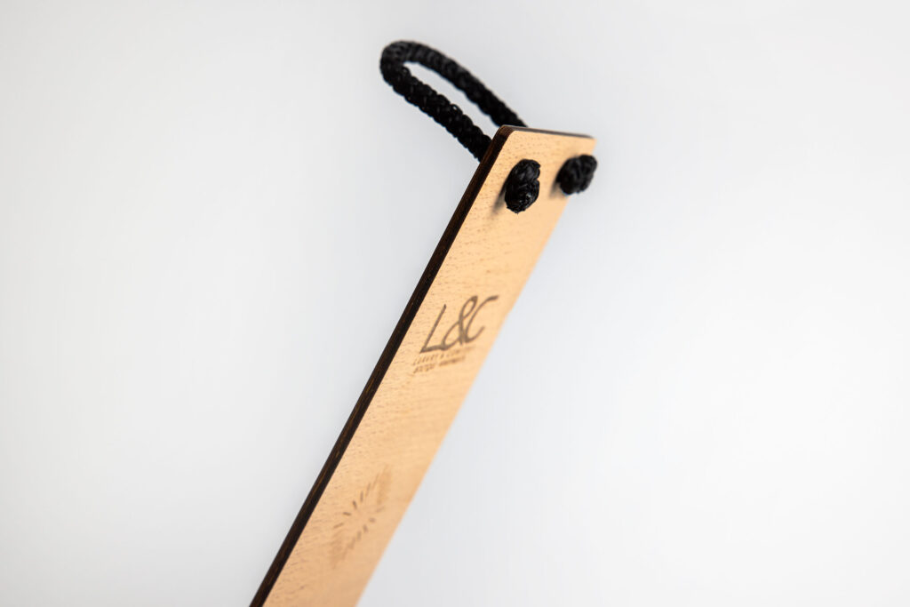 door hanger h L&C boutique apartments