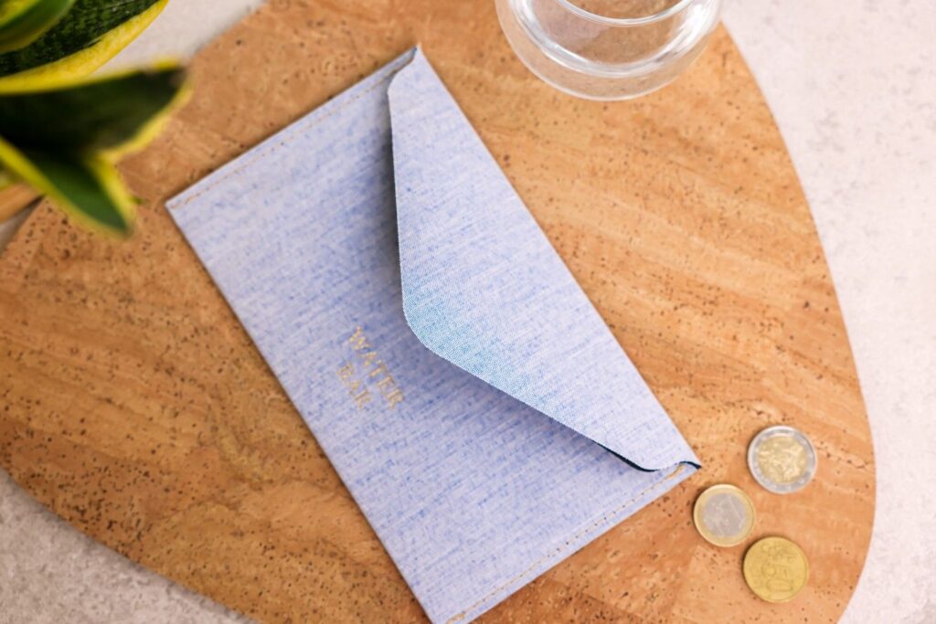 flexy bill folder sani bars