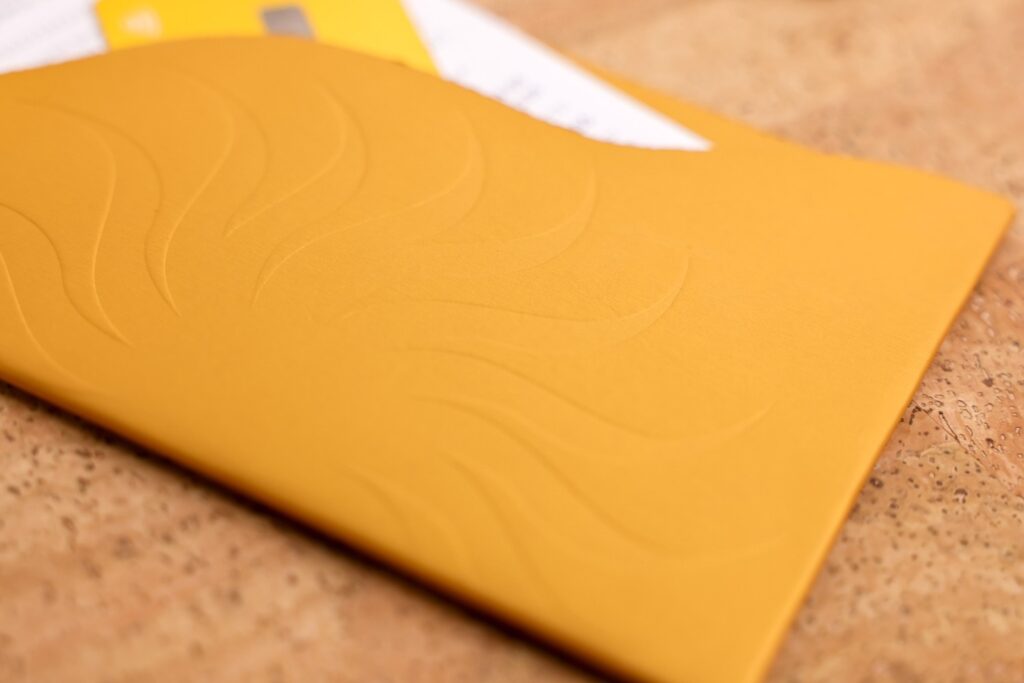 flexy bill folder mila