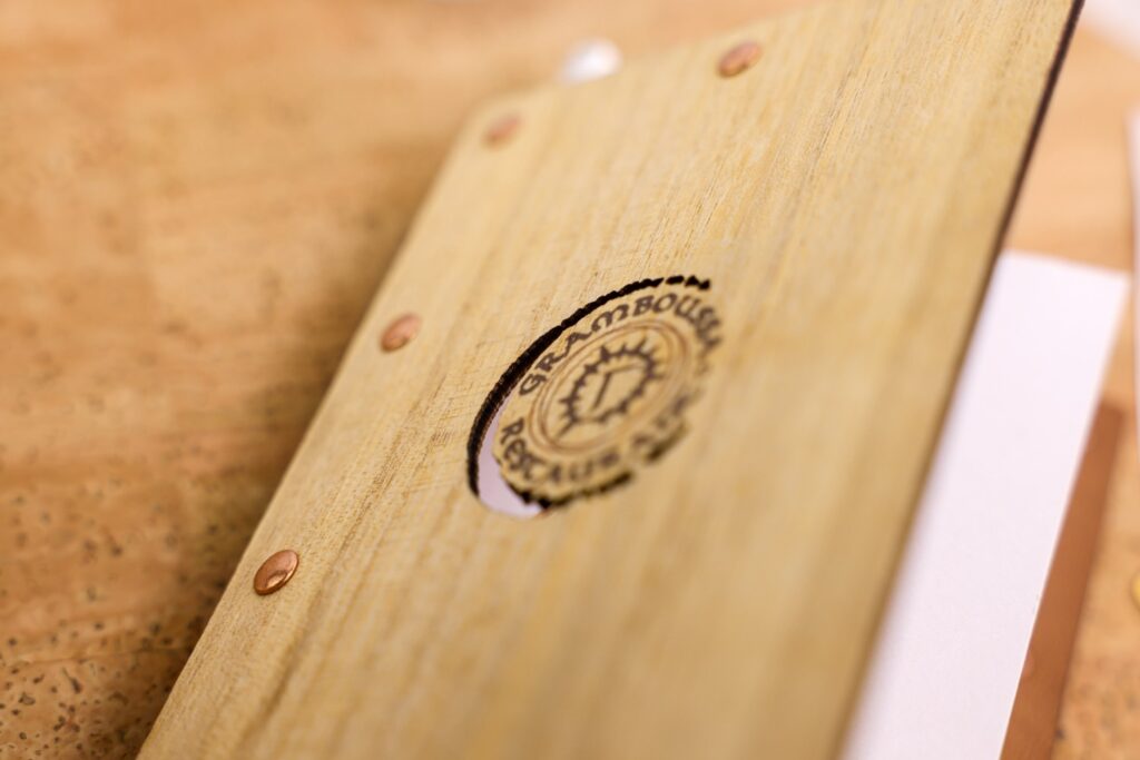 hard bill folder gramvousa
