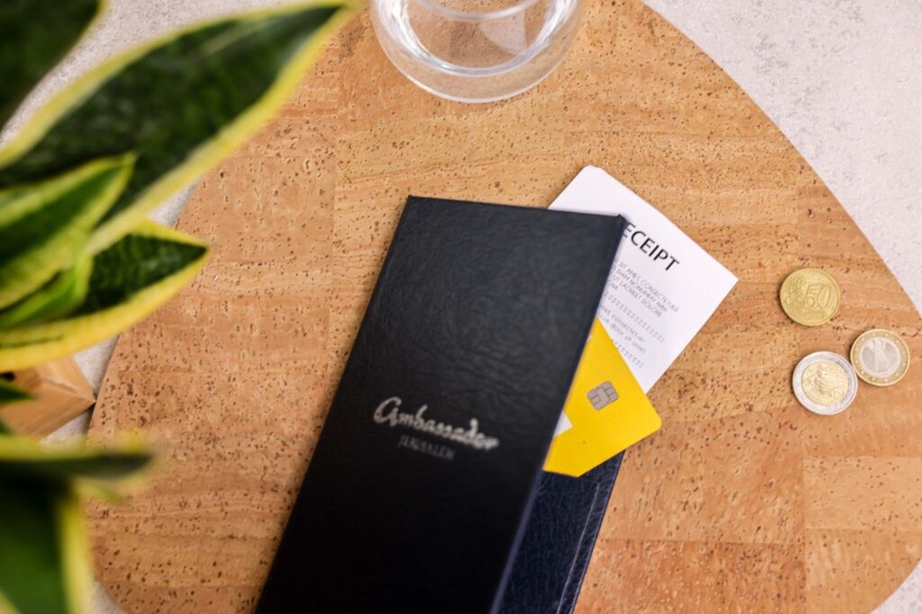 hard bill folder ambassador