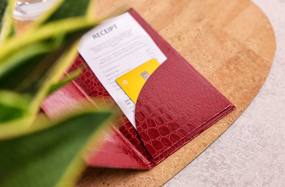 hard bill folder bisteca