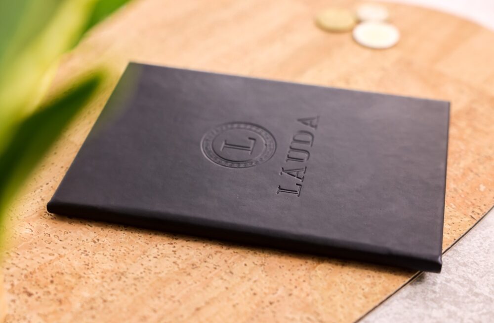 Magnet Black PU Leather Bill Folder