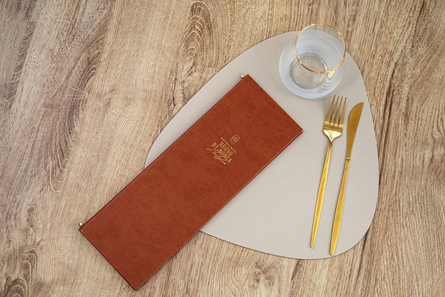 hard cover menu wine regno di morea